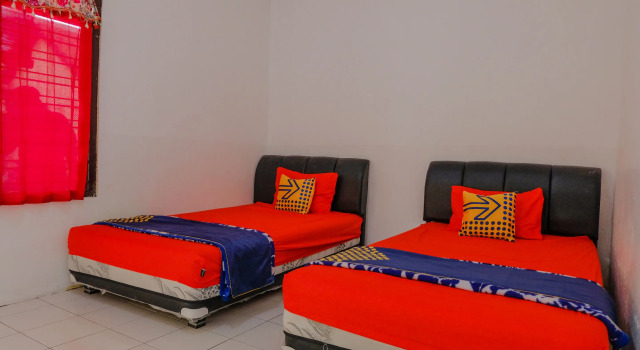 Hotel O Maya, Book Hotel Hoteller i Blitar med parkering, Parkering