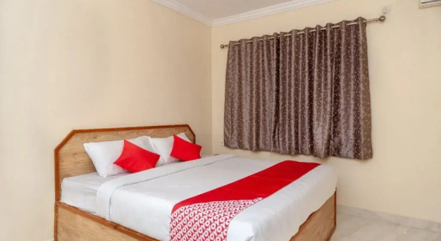 Stay Inn Tirupati by OYO Rooms, Rezervovat Hotel Hotely v Andhra Pradesh s parkováním, Parkování