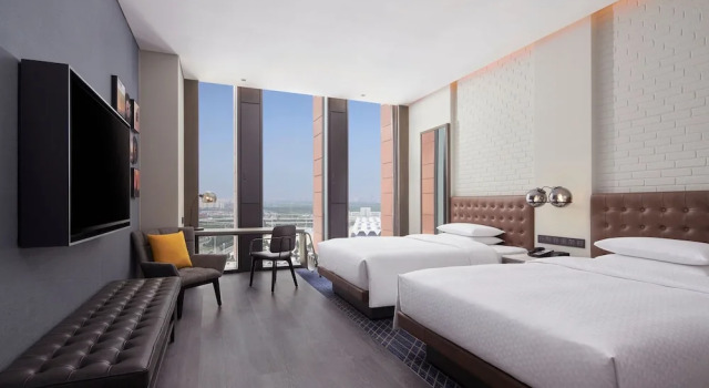Four Points by Sheraton Tianjin National Convention and Exhibition Center, Rezerwuj Hotel Tiencin Tianjin Province