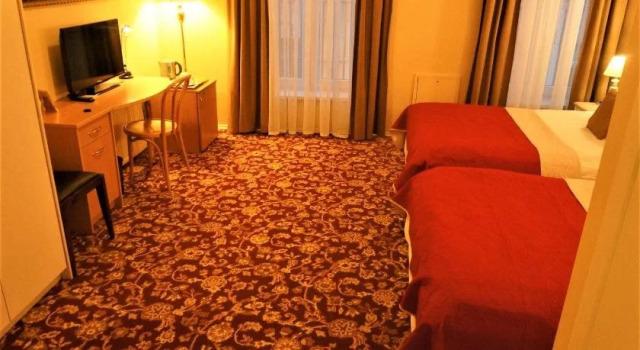 Hotel Radharane