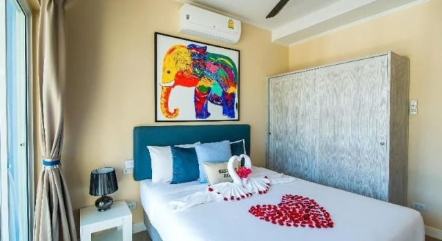 Surf & Sand Resort