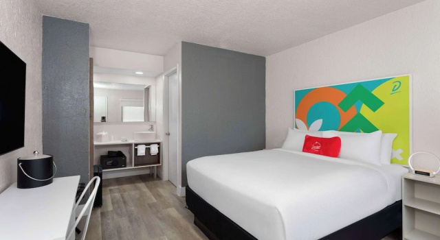 Номер Standard Travelodge by Wyndham Orlando Lake Buena Vista South
