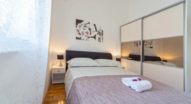 Апартаменты Madrugada apartments