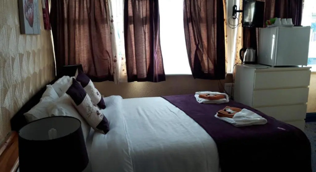 My Adam Hotel, Забронировать Отель Блэкпул Ланкашир, рядом с Blackpool North Train Station