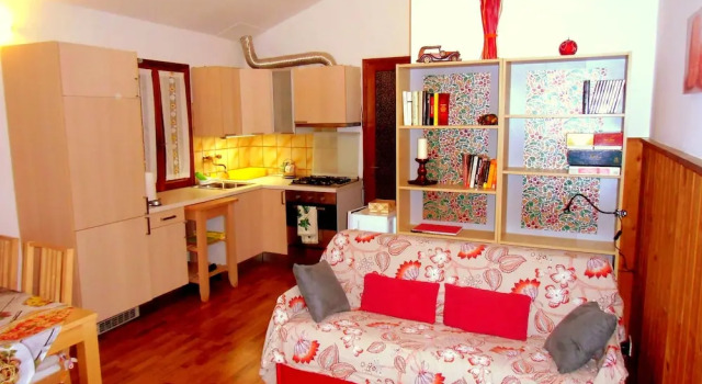 TaiObe Romantic Chalet Relax - Citta Alta Bergamo & Airport, Book Chalet Hoteller i Palazzago med parkering, Parkering