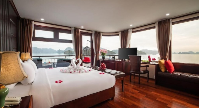 Dora cruise Lan Ha bay 5 star, Забронировать Отель Отели Халонг с парковкой, Парковка