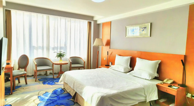 Dalian Bolt Hotel