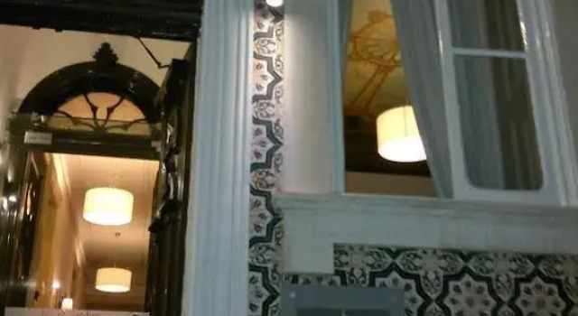 Hotel Jardim, Забронировать Отель Отели Коимбры с парковкой, рядом с Маленькая Португалия, Парковка