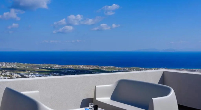 Люкс с 2 комнатами с панорамным видом Apikia Santorini