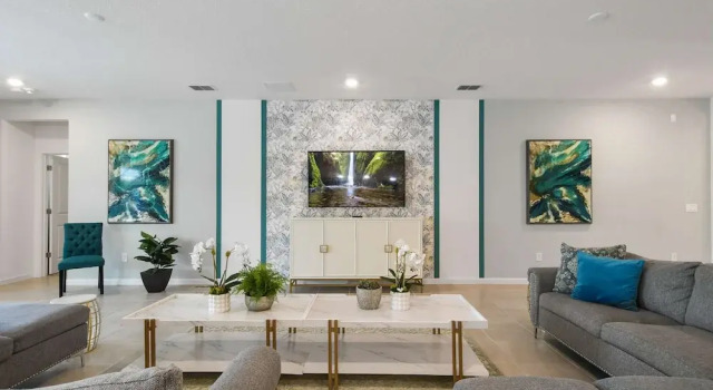 Коттедж Spacious Family Reunion 15BR Home Pool Spa Game Rm