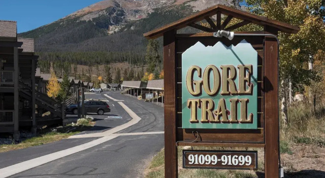 10 Mi to Keystone Slopes: Mtn-view Condo!, Rezerwuj Apartament Hotele w Vail Ski z parkingiem, Parking