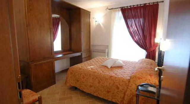 Номер Standard Colleverde Country House & SPA Urbino
