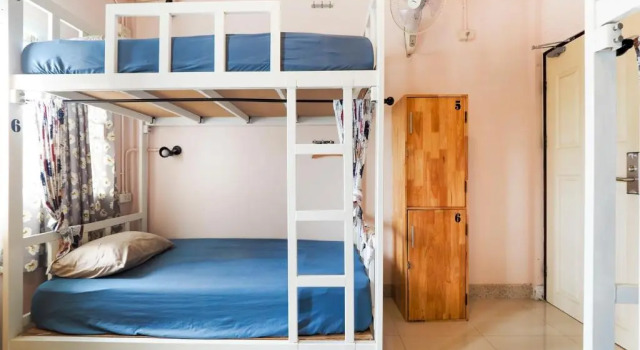 Кровать в общем номере (женский номер) Nakara Hostel