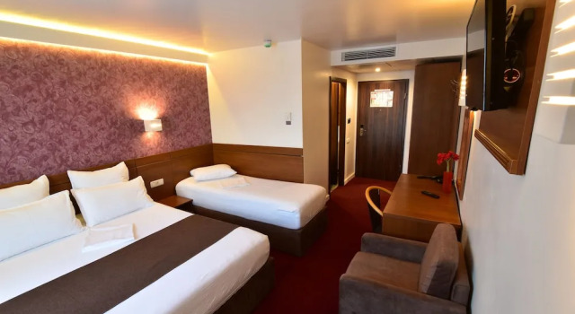 Номер Comfort Hotel Forum
