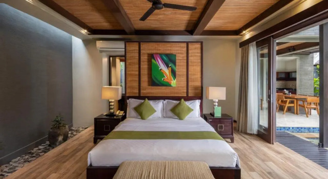 Вилла с бассейном с 3 комнатами Le Jardin Villas Seminyak