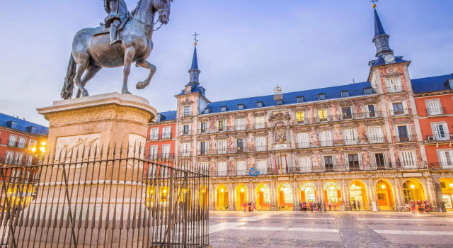 Petit Hostel La Latina - Adults Only