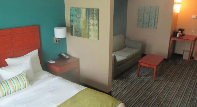 Студия BEST WESTERN Plus Menomonie Inn & Suites