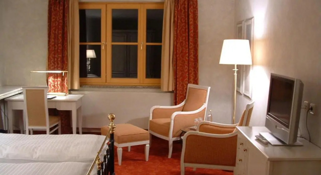 Altstadthotel Brauwirt, Boek Hotel Weiden in der Oberpfalz Upper Palatinate Forest