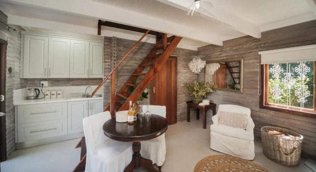 Viewpoint - Cabin 6, Prenota Hotel Haenertsburg 