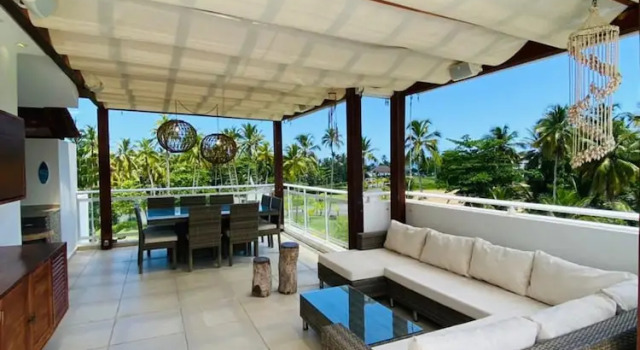 Cozy 3 Bedroom Penthouse in Playa Bonita