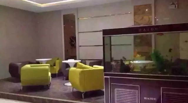 Sanhe Inn, Rezervovat Hotel Xiangyang Čína