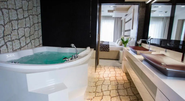Люкс Deluxe Damianii Luxury Boutique Hotel & Spa