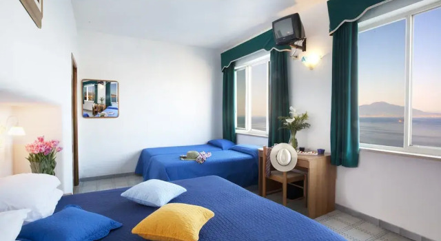 Трёхместный номер Standard с видом на море Hotel Settimo Cielo