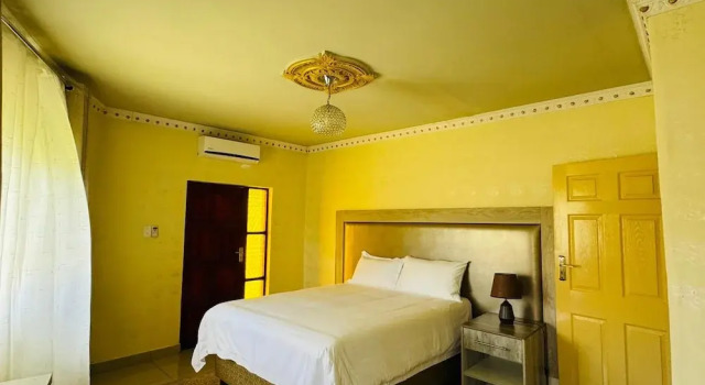 Executive Chalet Sibebe Resort