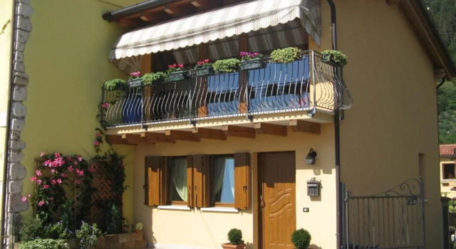 Трёхместный номер Standard Winds House