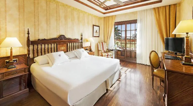 Номер Standard с балконом Elba Palace Golf Boutique Hotel