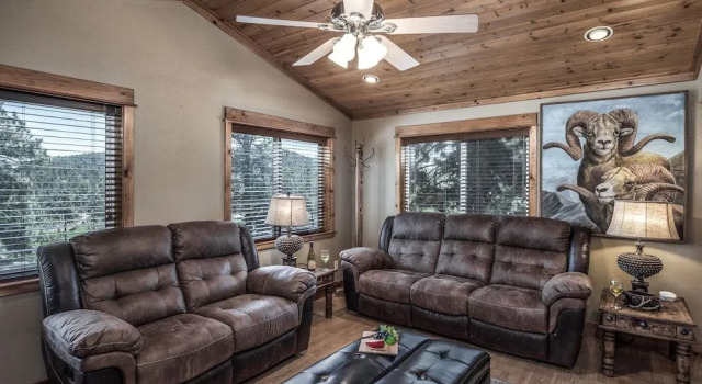 Double Elk Lodge by Ruidoso Vacation Rentals, Varaa Lomakoti Ruidoso New Mexico