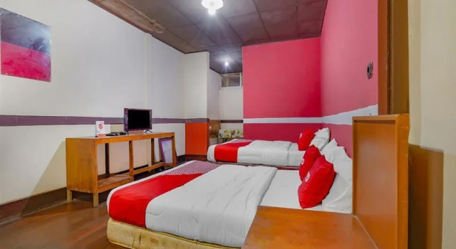 OYO 90025 Pondok Pesona Lembang, Book Hotel Cikidang 1 West Java