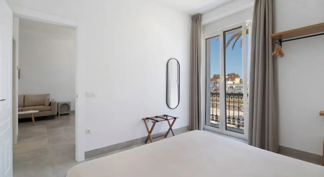 Апартаменты CASA DE LA VEGA SUITES