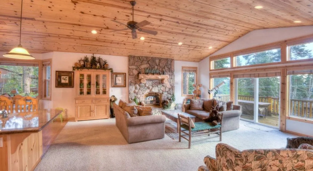 Canterbury Chalet, Забронировать Шале Коттеджи Норт-Лейк-Тахо, Коттедж