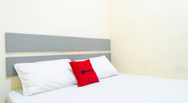 RedDoorz near CBD Ciledug