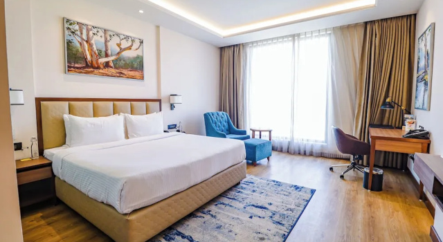 Golden Tulip Jalandhar