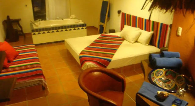 Люкс Lo Nuestro Petit Hotel