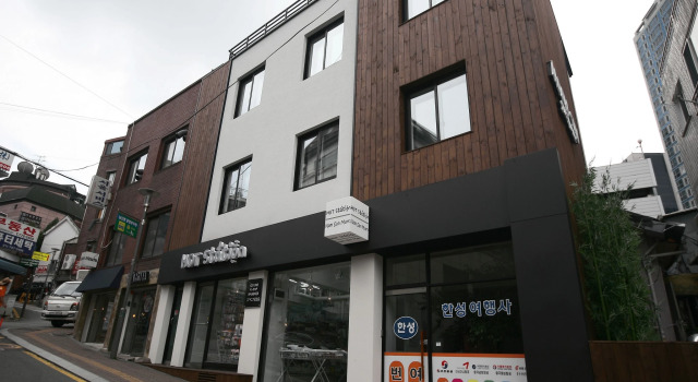 Moon Sun Guesthouse, Забронировать Отель Чун-гу Сеул, рядом с Туристический центр Panmunjom