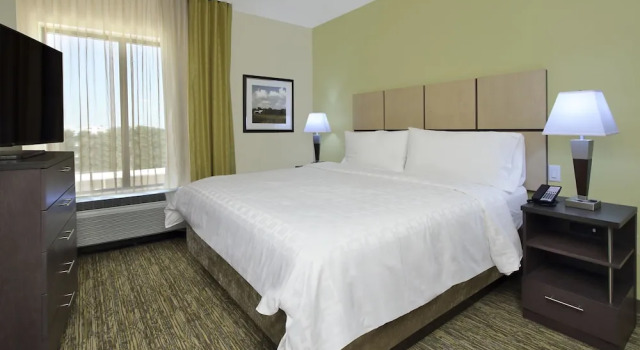 Люкс Candlewood Suites - Frisco by IHG