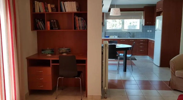Comfy house with private garden & view, near Kyparissia Castle