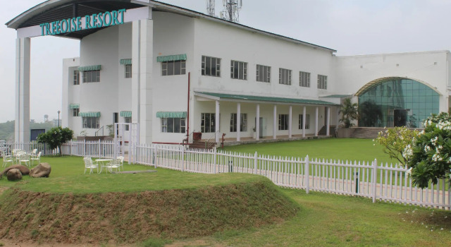 Treeoise Resort, Book Resort Baddi North Zone