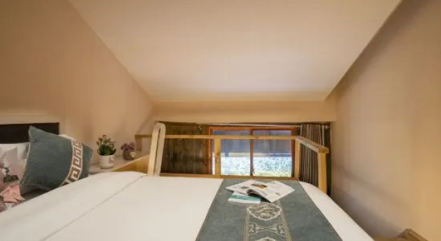 Люкс Luxury Qianxun Xijiang Homestay