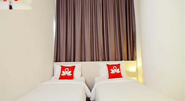 ZenRooms Pluit PIK, Book Hotel North Jakarta Jakarta, near Mangrove Ecotourism Centre PIK