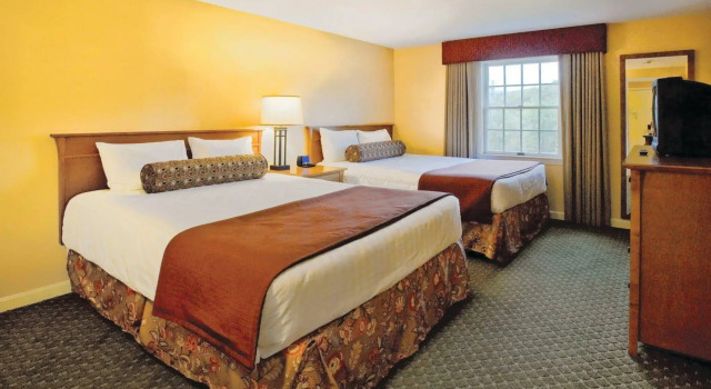 Club Wyndham Bentley Brook, Varaa Hotelli Hotellit New England uima-altaalla, Uima-allas