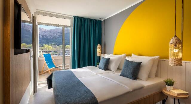 Двухместный номер Superior с балконом Sunny Baška Hotel by Valamar