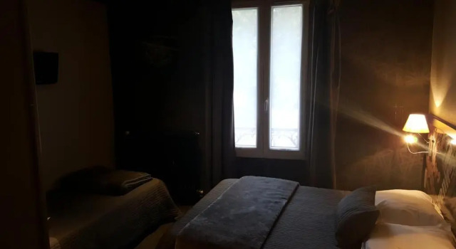 Трёхместный номер Café Hôtel de lAvenir