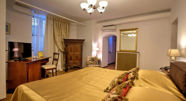 Royyal Central Apartament Free Wifi And Parking