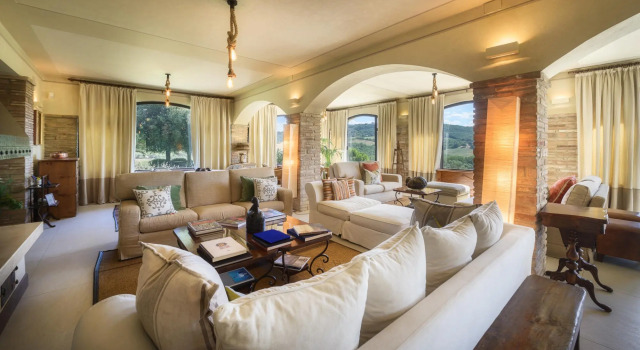 Villa Sant'Isidoro 8, Book Villa Villaer i Todi, Villa