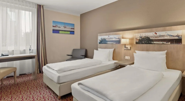 Двухместный номер Comfort с видом на внутренний двор Mercure Hotel Hamburg am Volkspark