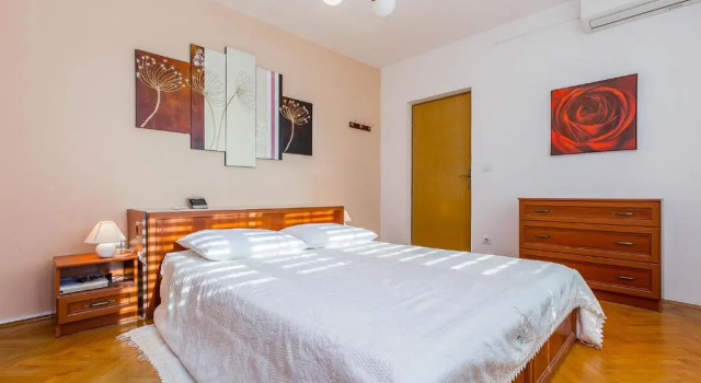 Holiday Home Villa Pula, Reserva ahora Villa Hoteles en Pula con aparcamiento, Aparcamiento